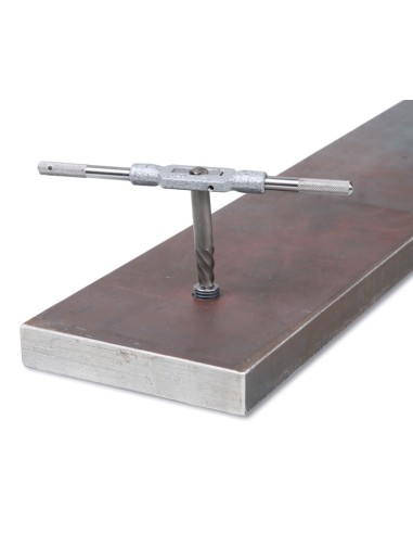 Serie di estrattori conici per viti e prigionieri danneggiati destrorsi in astuc