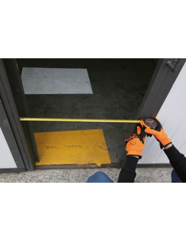 Flessometro magnetico con elevata classe di precisione