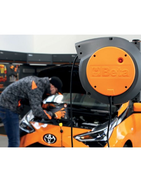 Avvolgitore automatico con cavo 3Gx1,5 mm² Avvolgitore automatico con cavo 3Gx1,5 mm²