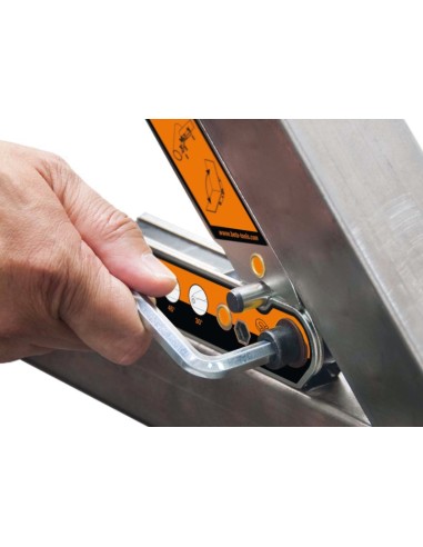 Squadra magnetica regolabile 30°÷ 270°