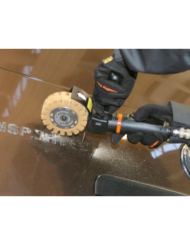 Levigatrice multifunzione con 16 accessori in valigetta di plastica