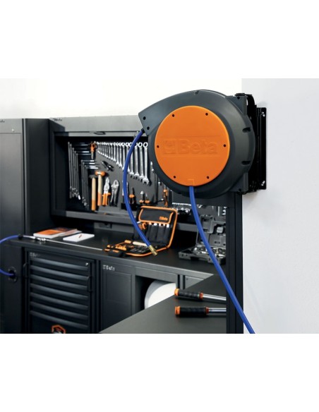 Avvolgitubo automatico corpo in materiale plastico antiurto, per aria o acqua  Avvolgitubo automatico corpo in materiale plastico antiurto, per aria o acqua