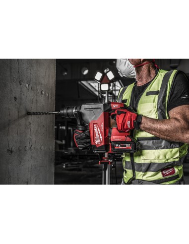 TASSELLATORE BATTENTE 5J 18V 2BATT 5,5Ah