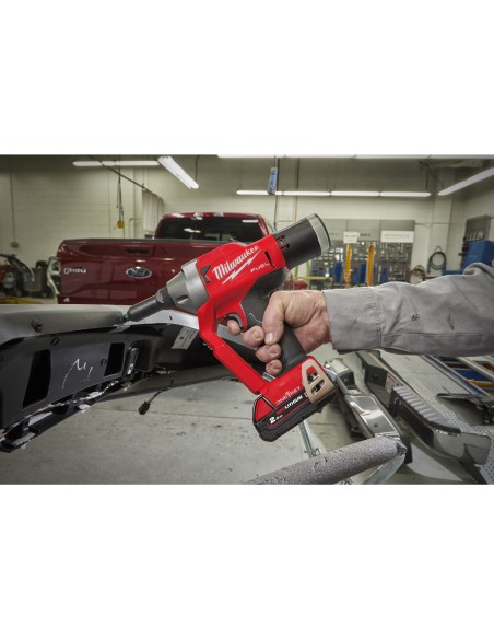 RIVETTATRICE 18V 2X2AH 4,8-6-6,4-7