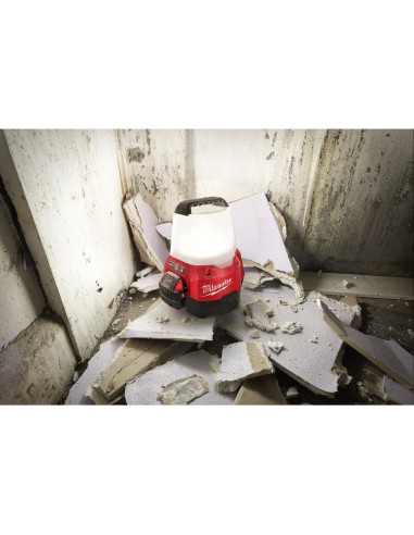 LANTERNA 2200L 18V S/BATT. M18TAL