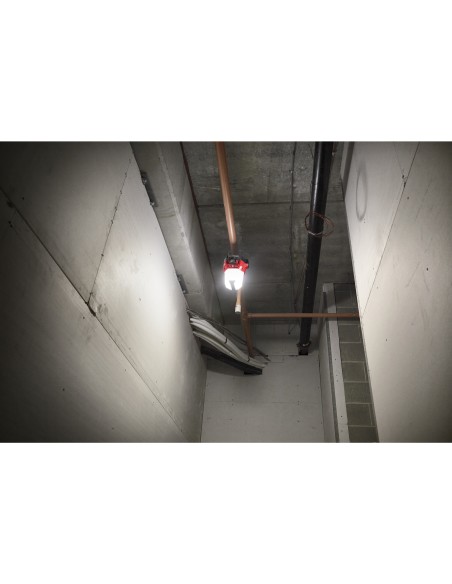 LANTERNA 2200L 18V S/BATT. M18TAL