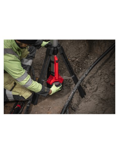 TORRE FARO 2800L M18SAL S/BATT