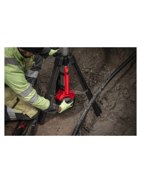 TORRE FARO 2800L M18SAL S/BATT