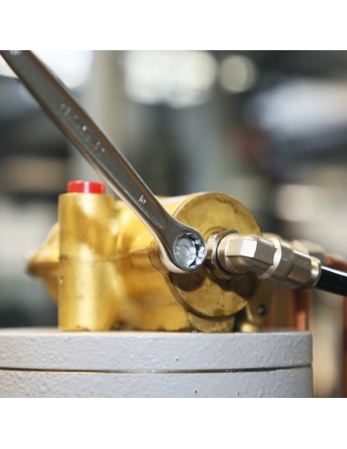 Chiave combinata a forchetta e poligonale piegata cromata